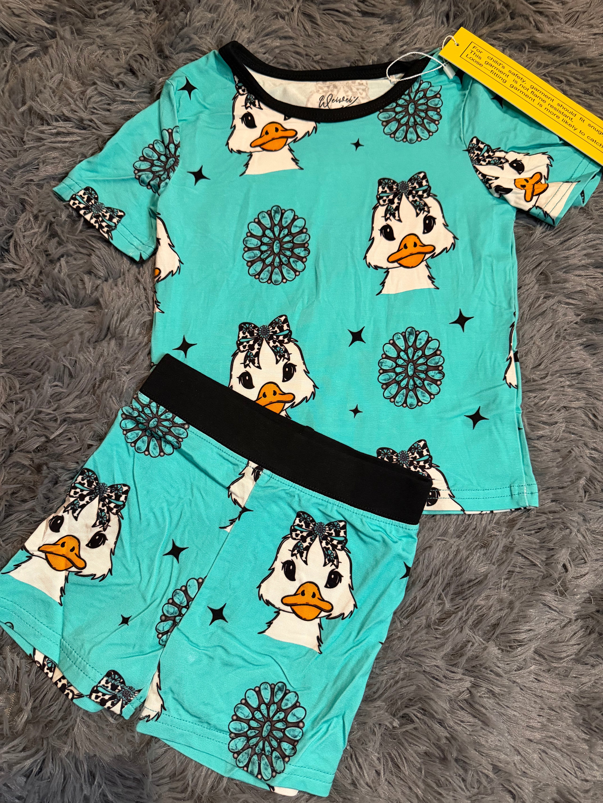 Western Goose Short Sleeve & Shorts